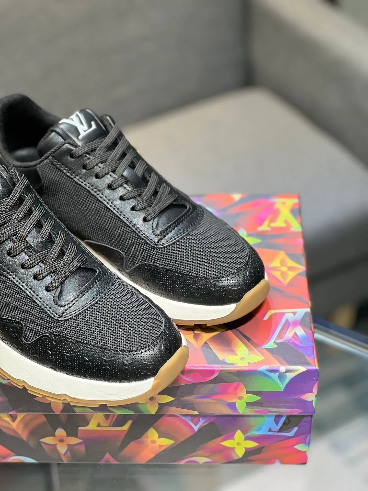 Men's shoes 💰460 "LV" The latest men's casual shoes, genuine leather lining, rubber wear-resistant outsole, fine lines and beautiful strips, not too much decoration, European and American style, comfortable and high-grade, optional, size number: 38 to 44 45 can be customized